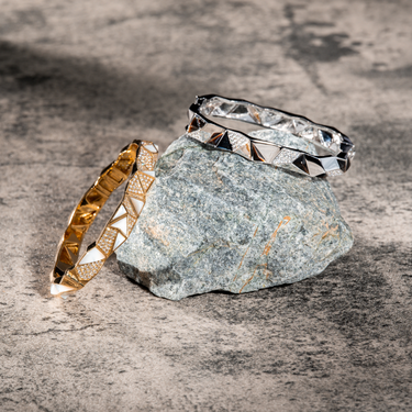 Edgy Bangle (Semi-Diamond)