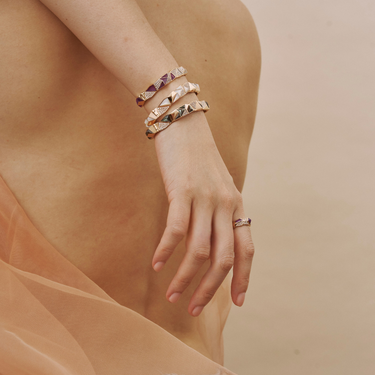 Edgy Unisex Ring (Semi-Diamond)