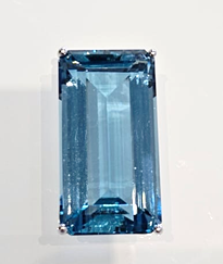 Parisian Chinois High Jewellery : Santa Maria Pendant