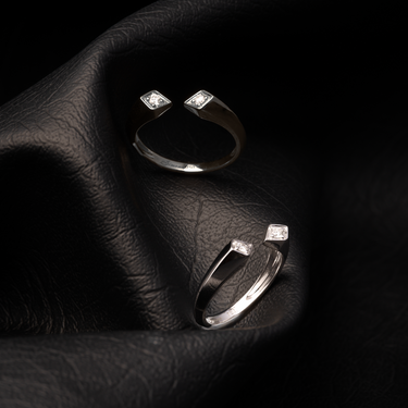 Rockstar Synth Unisex Ring (Semi-Diamond)